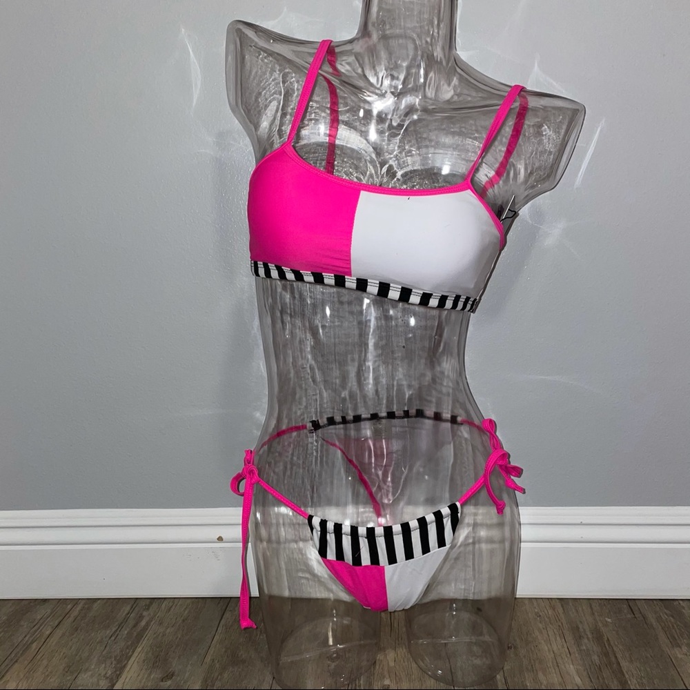 TWO PIECE SWIMSUIT